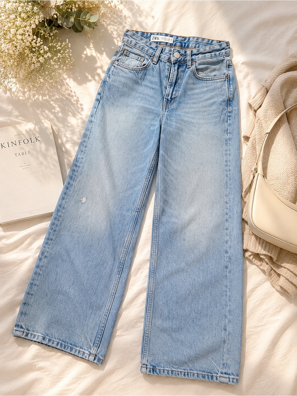 Zara High Rise Wide Leg Jeans Light Wash Size 2 / EUR 34 Denim Pants